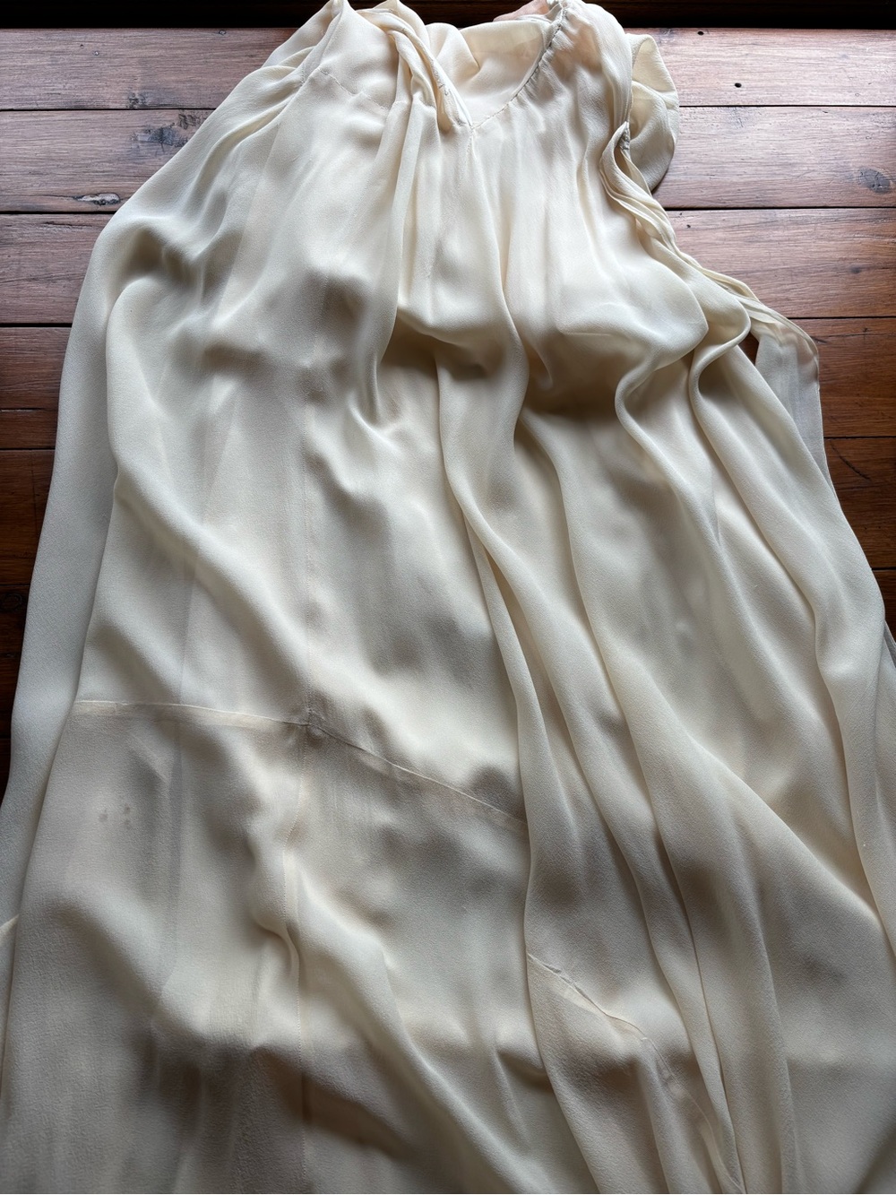 Vintage 1930's Silk Chiffon Wedding Gown - Picture 15 of 17